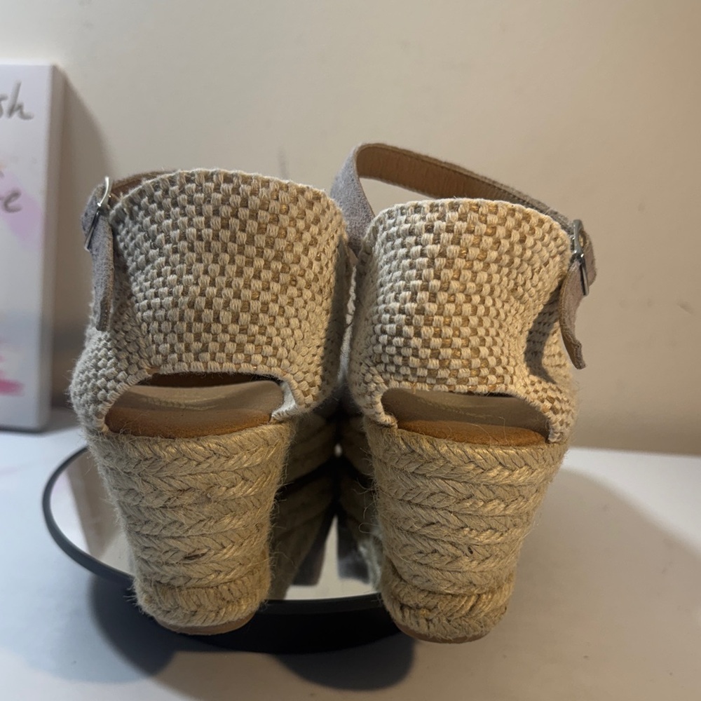 Paseart Women's Light Gray Suede Ankle-Strap Wedge Espadrilles - Size 9 - Picture 6 of 10